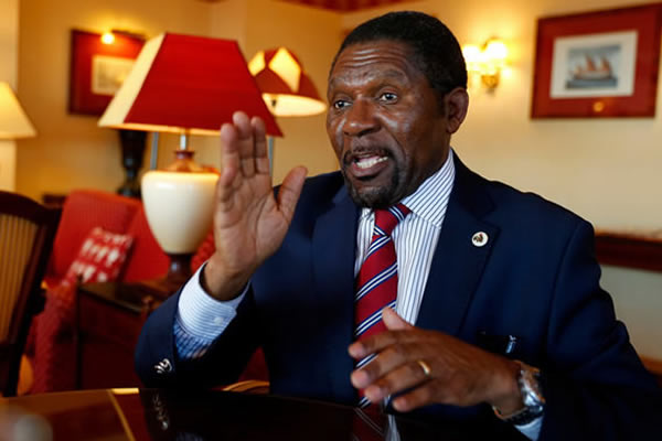  Situação angolana pode originar turbulências indesejáveis – diz Samakuva