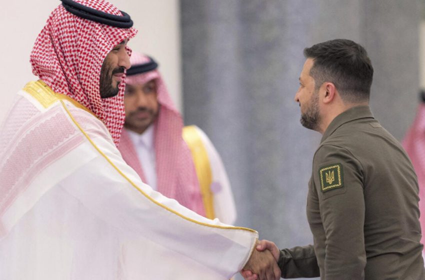  Arábia Saudita envida esforços de mediação ao conflito na Ucrânia