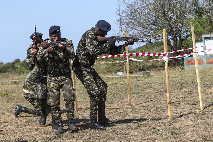  Militares expulsam supostos rebeldes que atacaram há dias Mocímboa da Praia