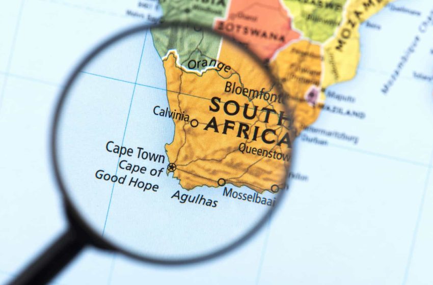  Cerca de 10.000 estrangeiros impedidos de entrar ilegalmente na África do Sul